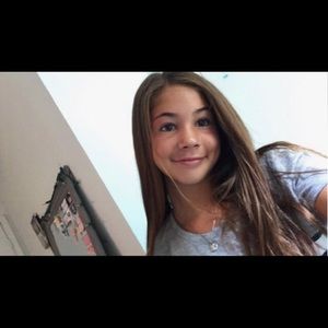 Meet your Posher, Delaney